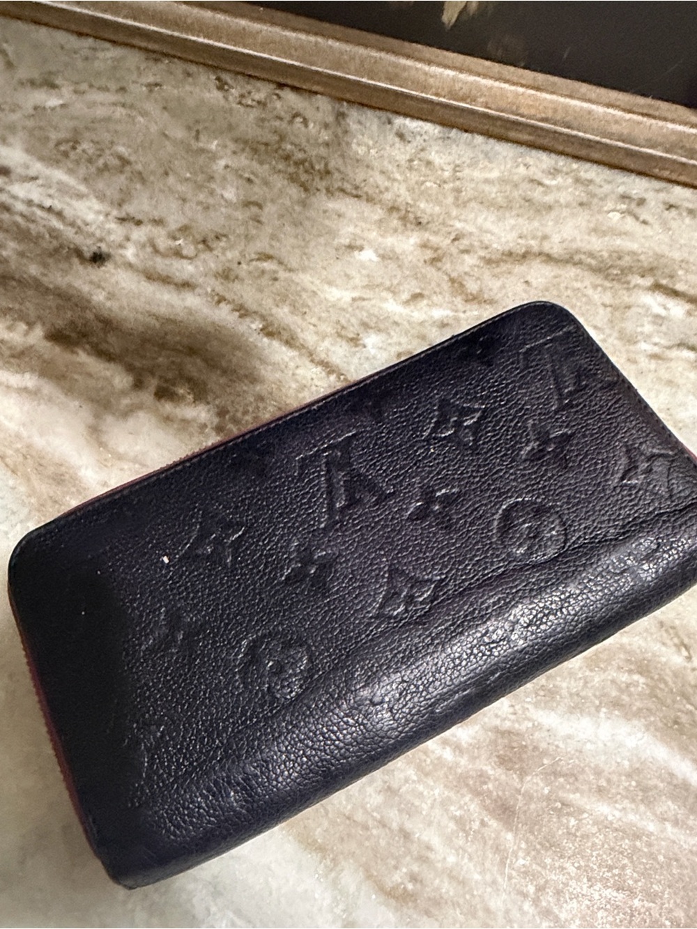 Louis Vuitton Black Monogram Zip Wallet with Burgundy Zip Trim - Picture 2 of 3